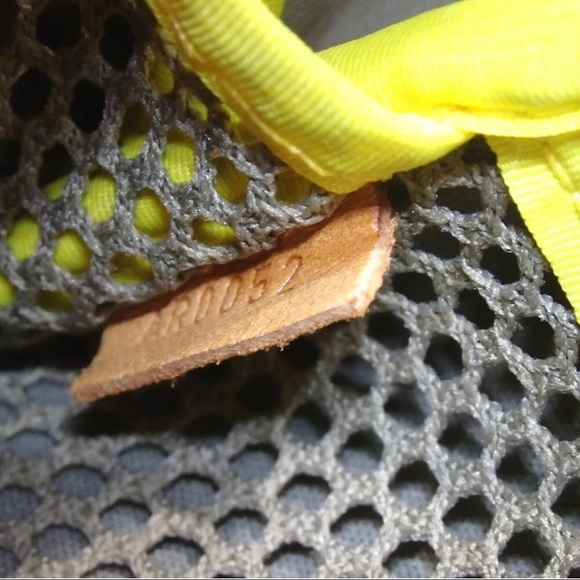 Louis Vuitton crossbody bag - Picture 6 of 7